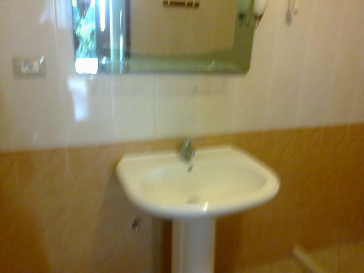 Mullaj Guest House Vlorë Exterior foto